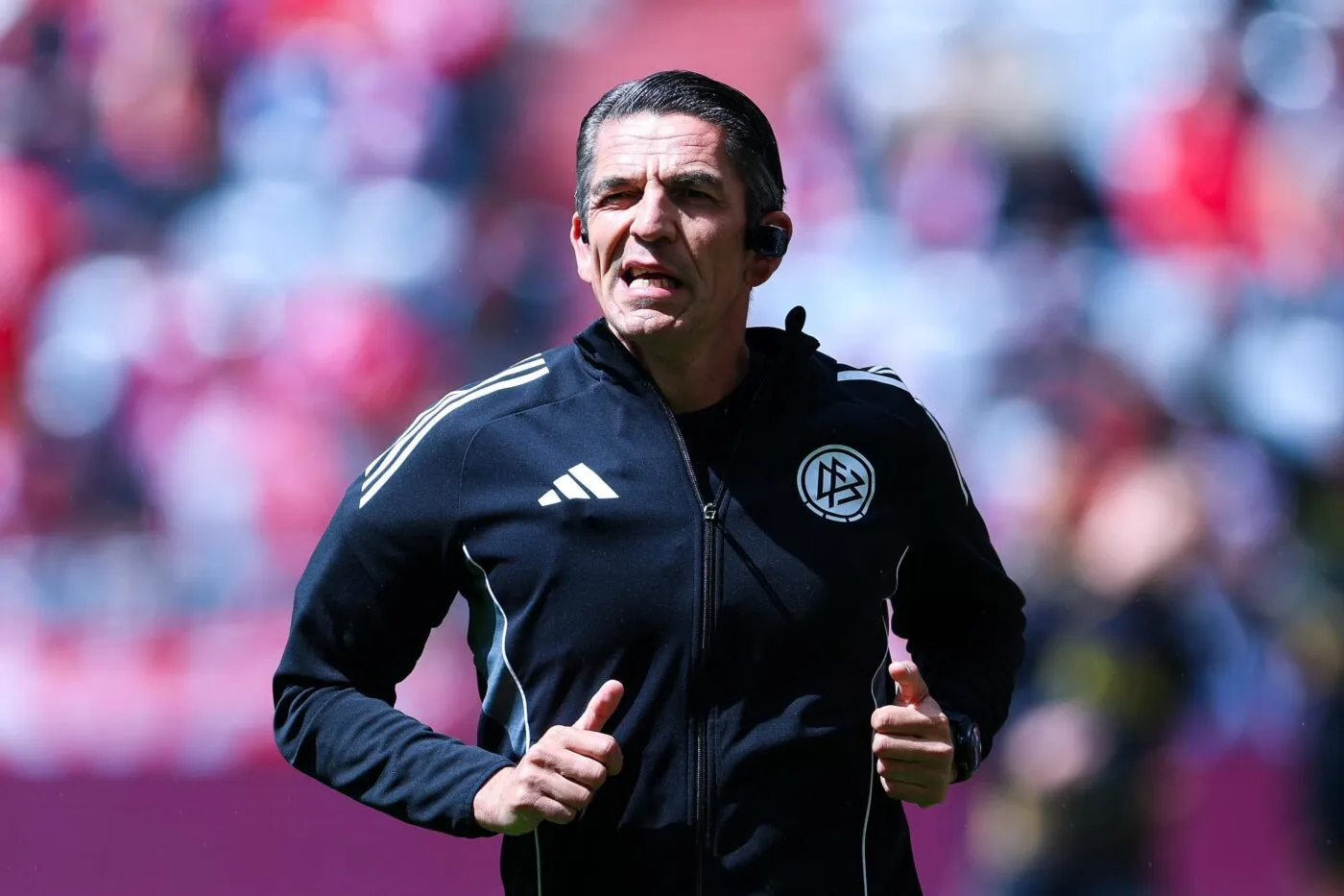 Deniz Aytekin lors de son dernier match d'arbitre