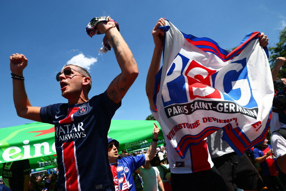 Fan zones en Seine-Saint-Denis : écrans géants pour suivre le match PSG-Arsenal