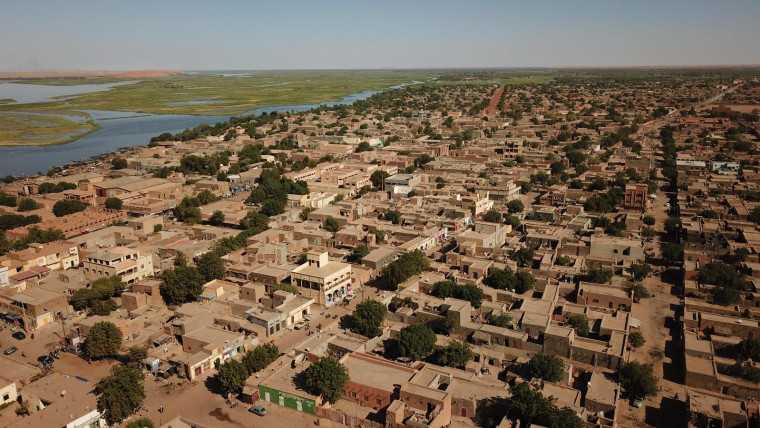 Vue aérienne de Gao, au Mali. ( AFP / Souleymane AG ANARA )