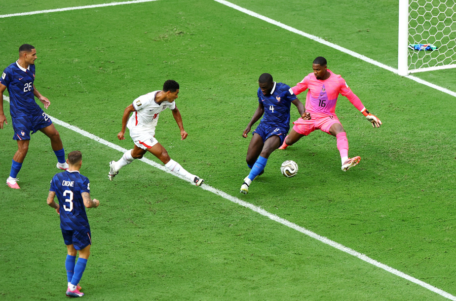 Kylian Mbappé marquant un but
