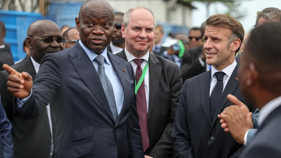 Portrait officiel du président gabonais Brice Oligui Nguema