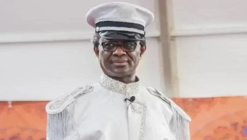 Serigne Modou Kara Mbacké, médiateur religieux pour l'unité nationale Serigne Modou Kara Mbacké, figure religieuse influente, s'exprime sur la réconciliation entre les dirigeants