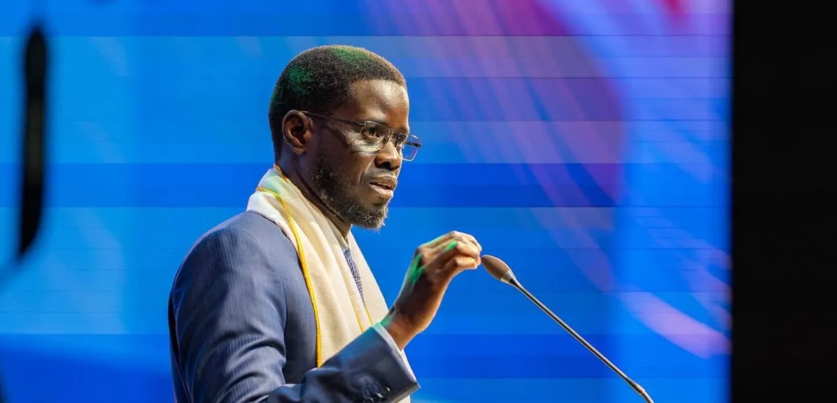 Trois influenceurs sénégalais condamnés à des peines de prison pour offense au chef de l'État