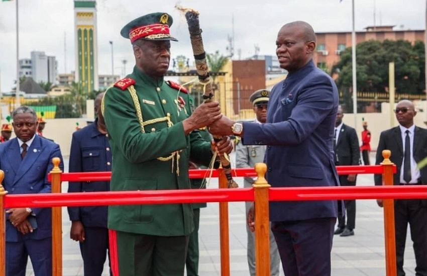 Photo des dirigeants gabonais et bissau-guinéens lors d